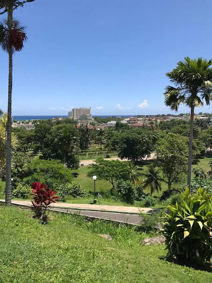E 20 Mystic Ridge Ocho Rios Apartment